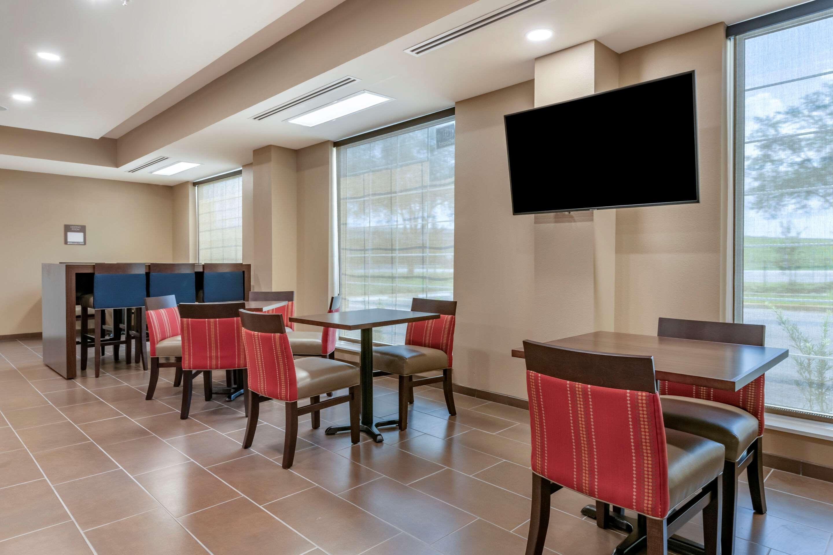 Comfort Suites Daytona Beach-Speedway Exteriör bild