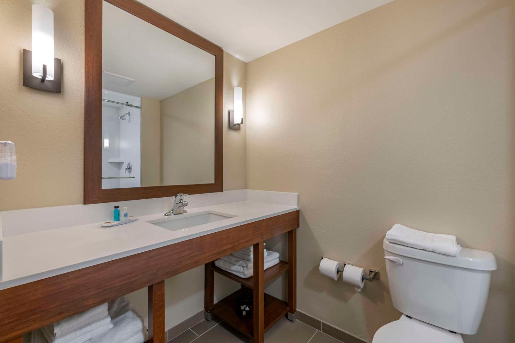 Comfort Suites Daytona Beach-Speedway Exteriör bild